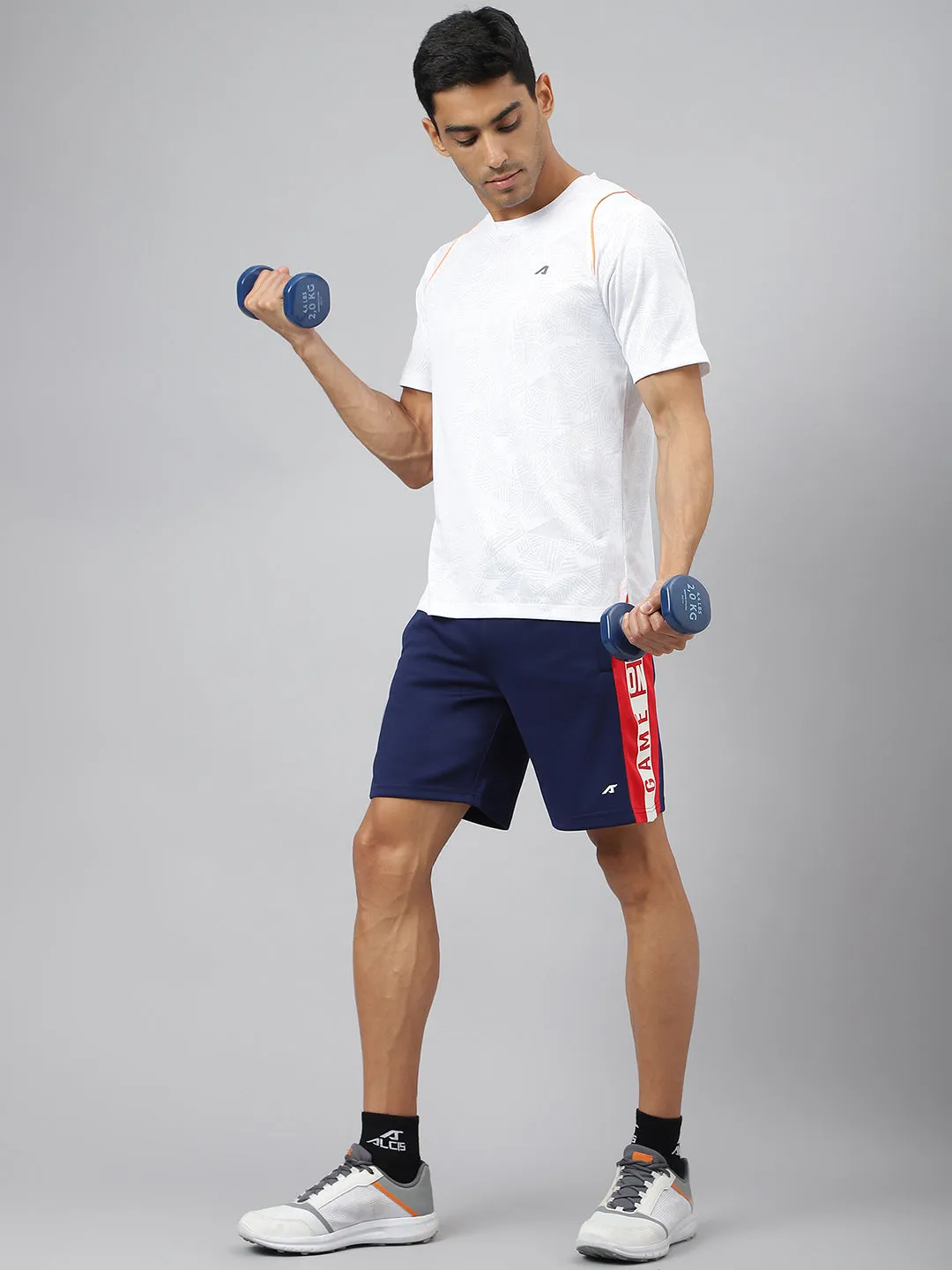 Alcis Men White Jacquard Mesh Anti-Static Slim-Fit Round Neck Training T-Shirt