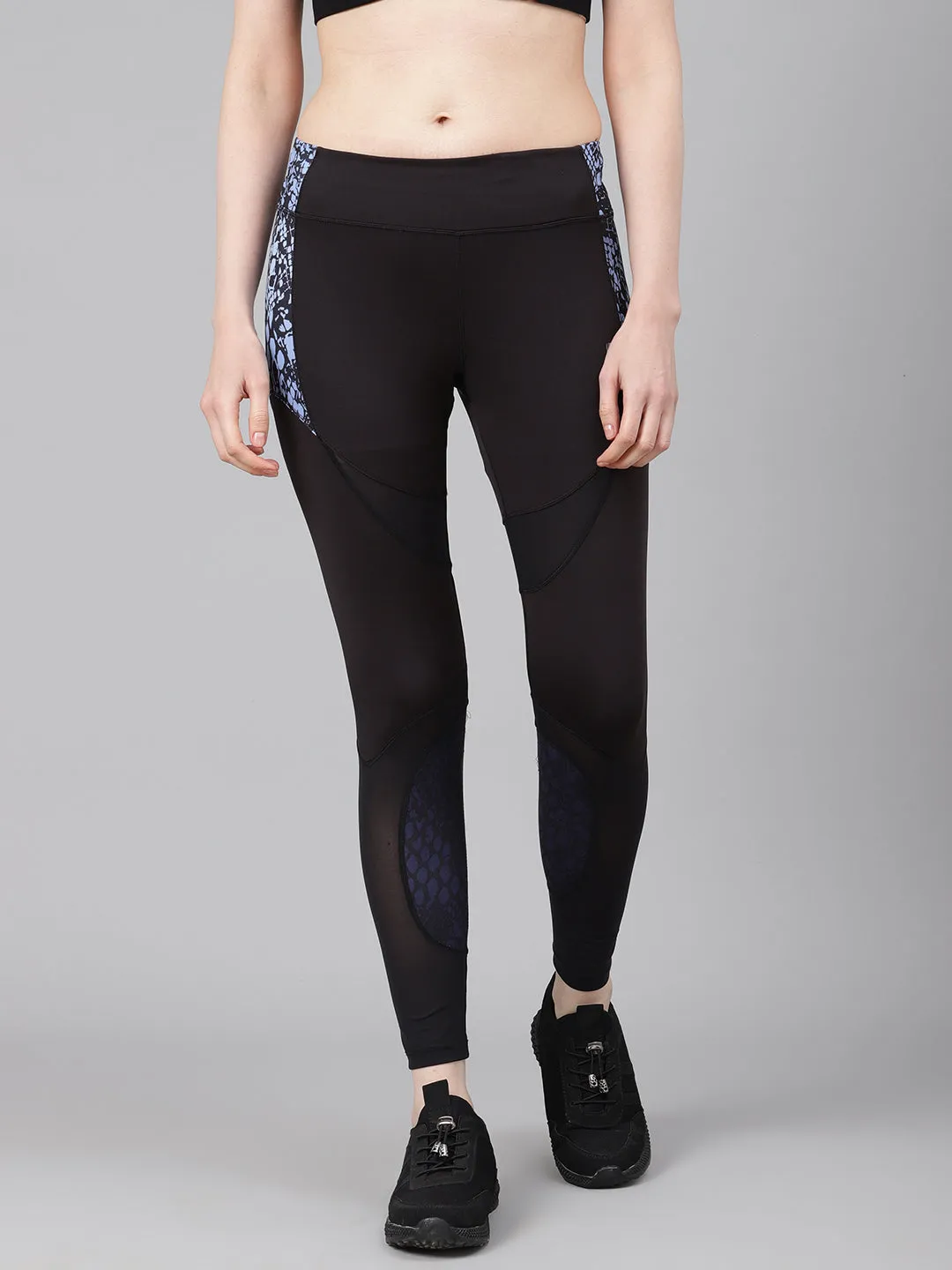 Alcis Women Black Printed Detail Training Tights