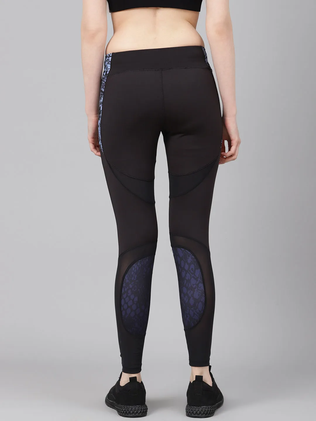 Alcis Women Black Printed Detail Training Tights