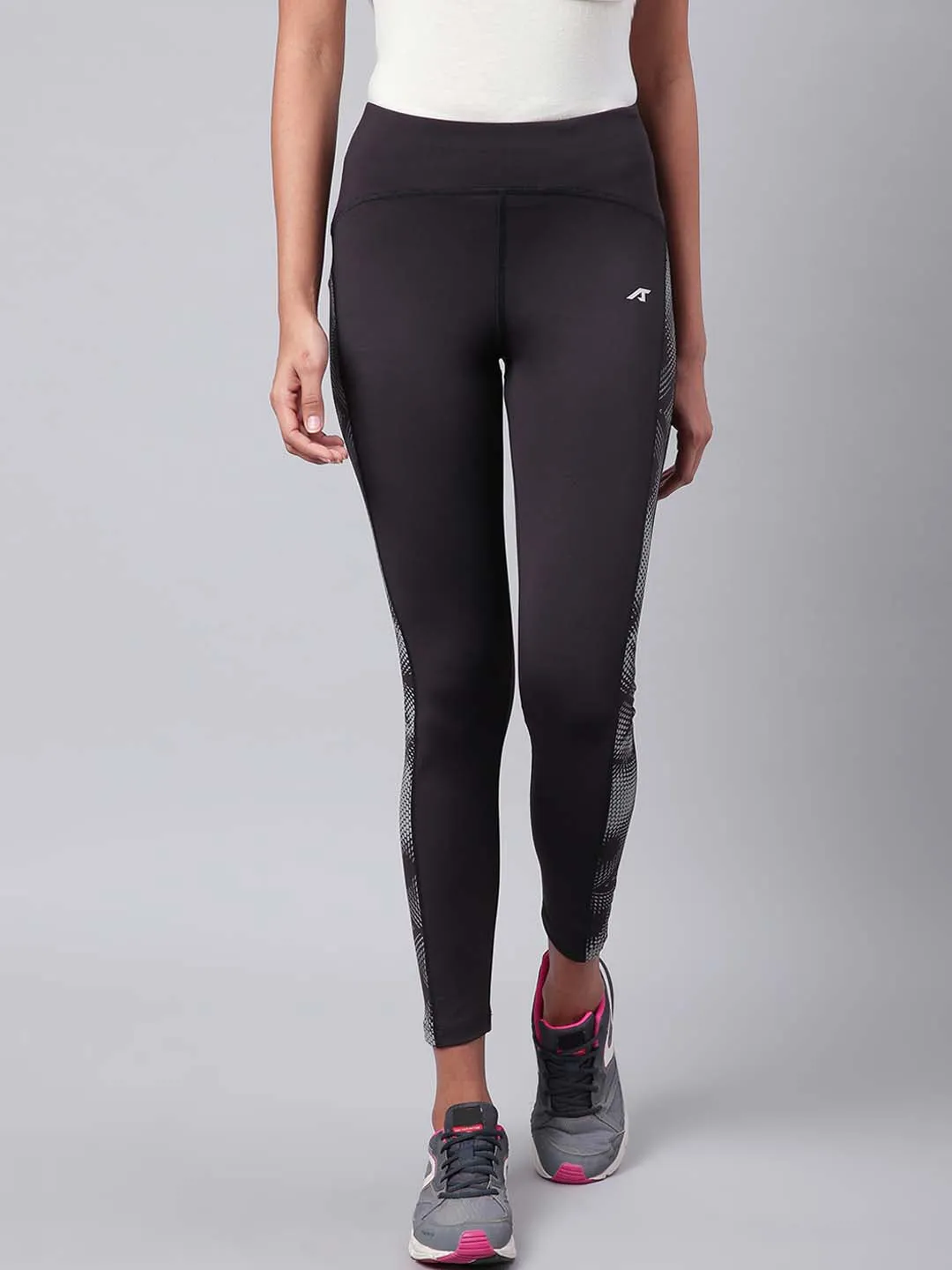 Alcis Women Black Solid Training Tights