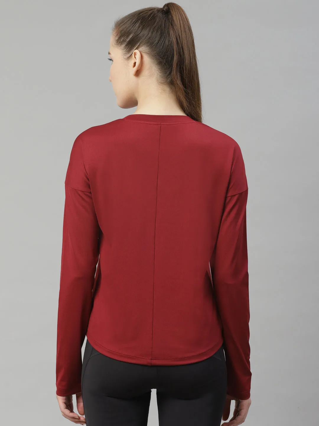 Alcis Women Coral Pink Solid Slim Fit Round Neck T-shirt