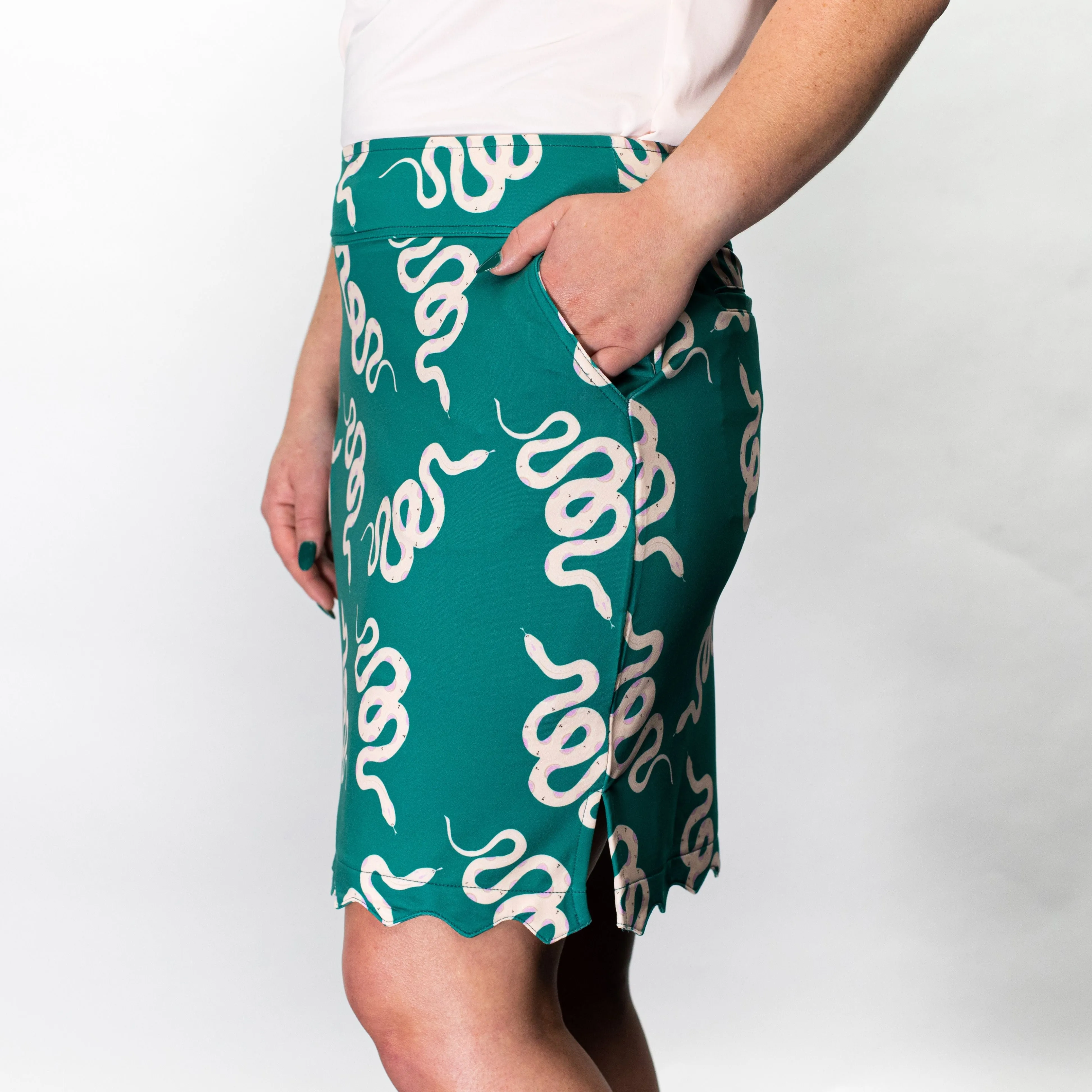 Ari Skort 18"
