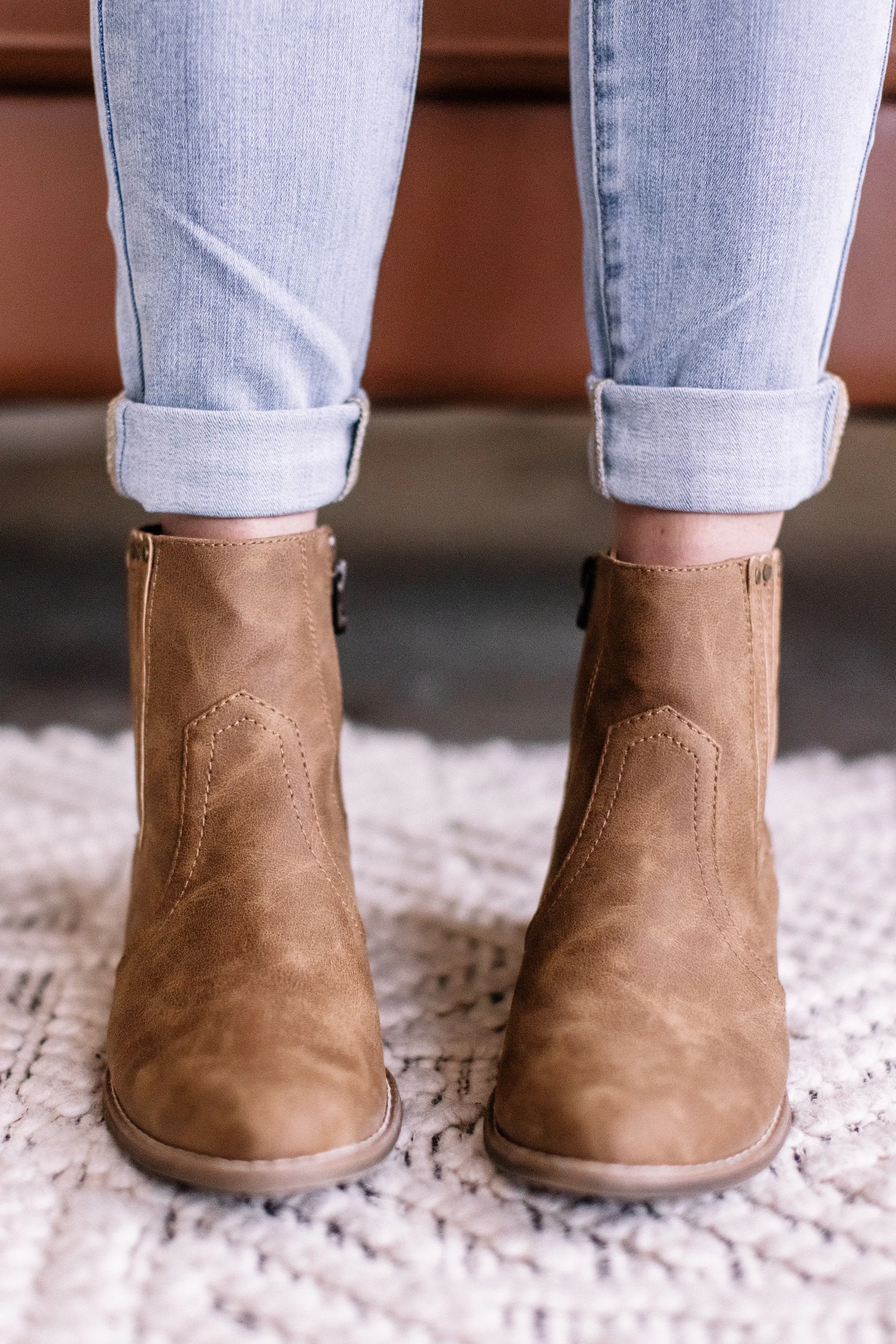 Blowfish Caitlynn Boots In Brown Prospector