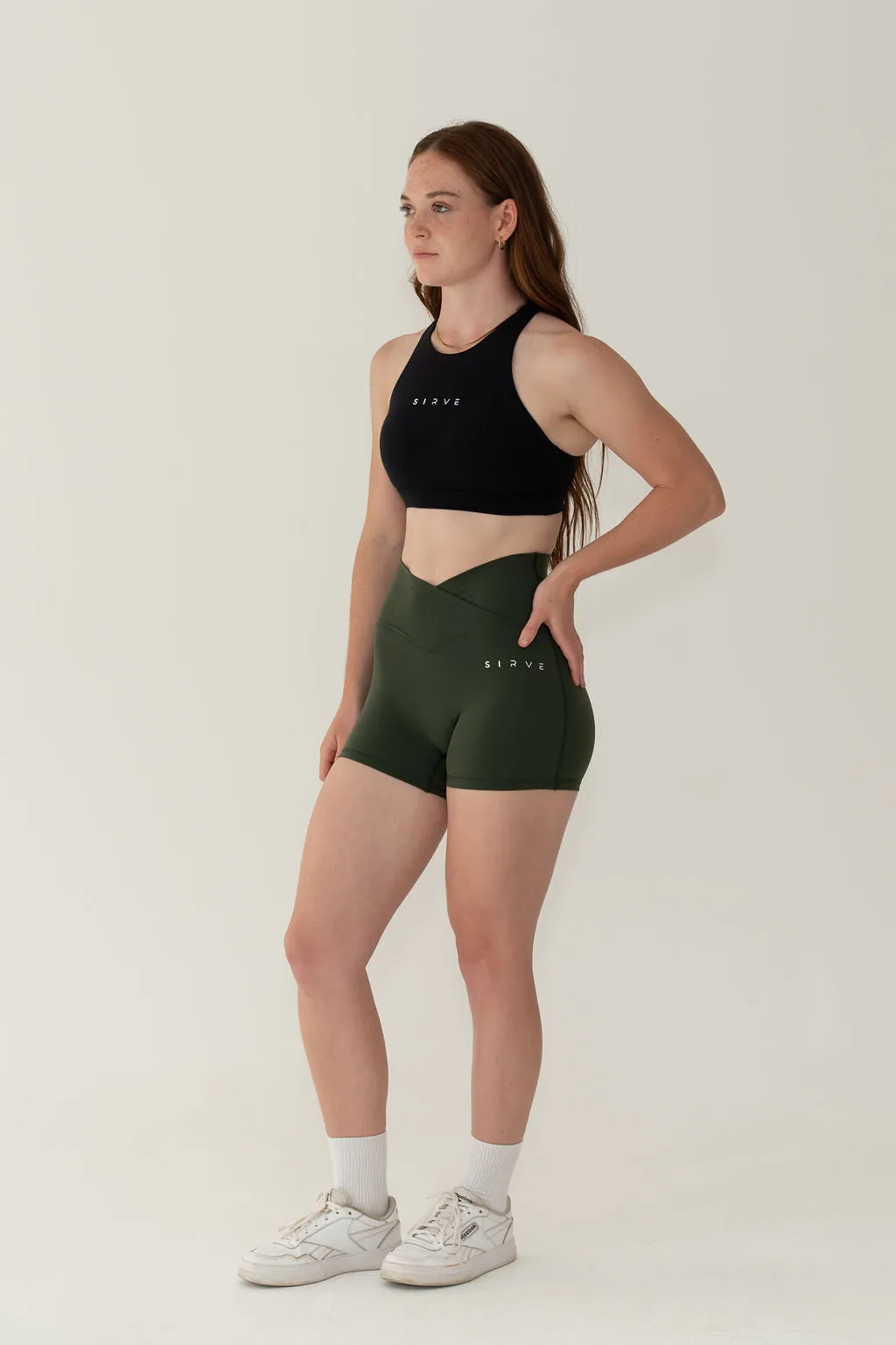 Born to Sirve shorts in Green