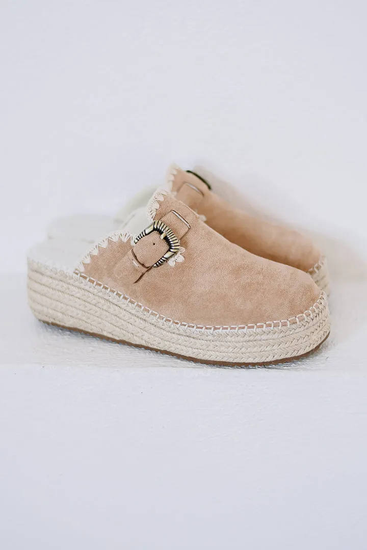 Edith Clog Raffia Slip On Mule