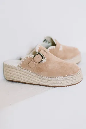 Edith Clog Raffia Slip On Mule