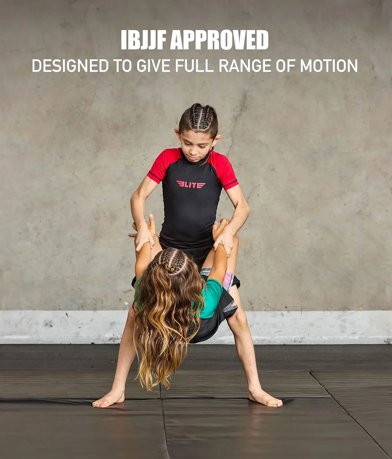 Kids' Standard Red Short Sleeve Training Rash Guard