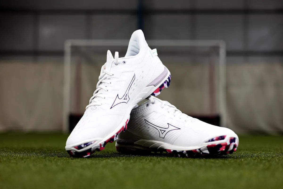 Mizuno Wave Leopardus Hockey Shoes White