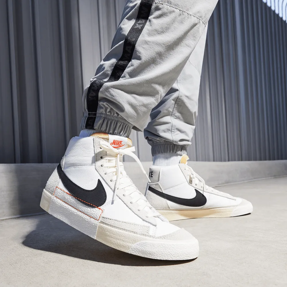 NIKE BLAZER MID PRO CLUB