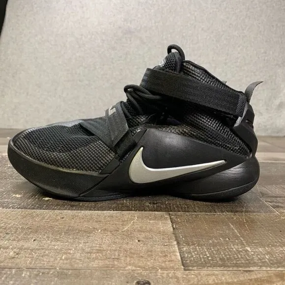NIKE LEBRON 13 ELITE Boys 7Y Basketball Shoes black athletic gorpcore