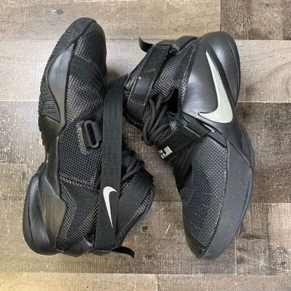NIKE LEBRON 13 ELITE Boys 7Y Basketball Shoes black athletic gorpcore