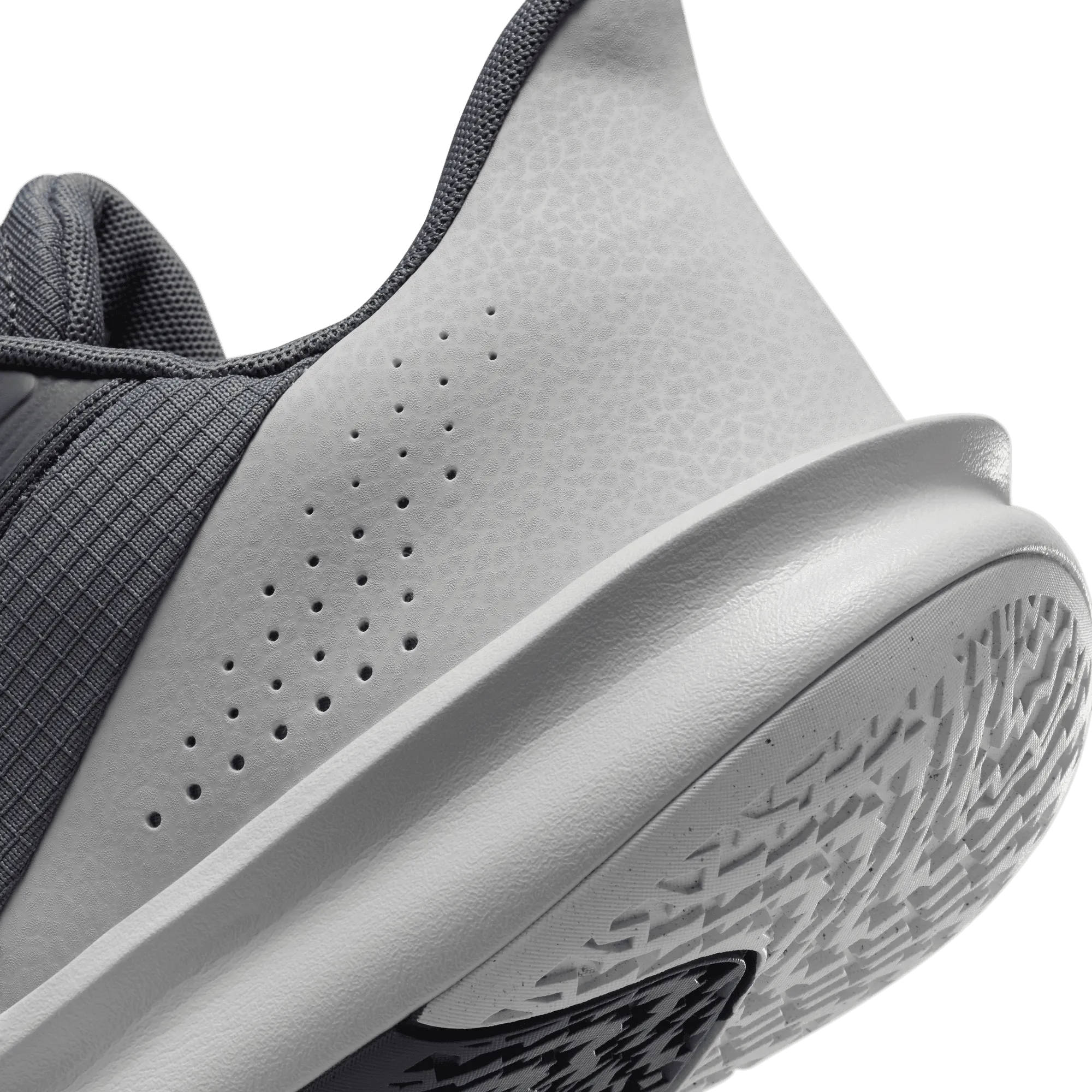 Nike Men's Precision 7 Basketball Shoes
