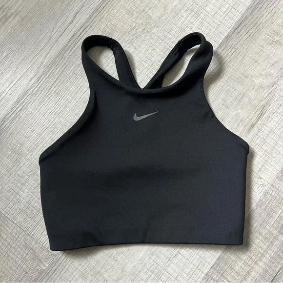 NIKE Training Alate Plus Dri-FIT medium support sports bra in black XS