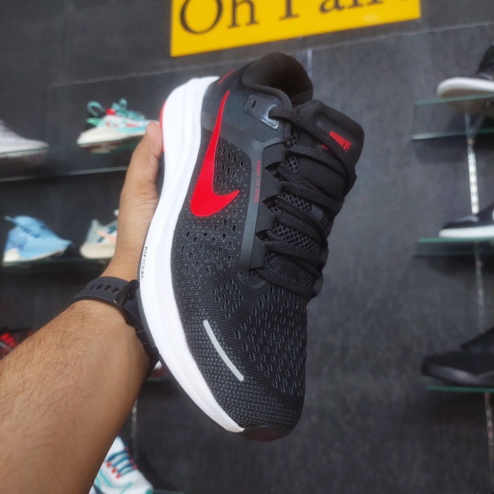 NK Zoom Structure 23 Red Black