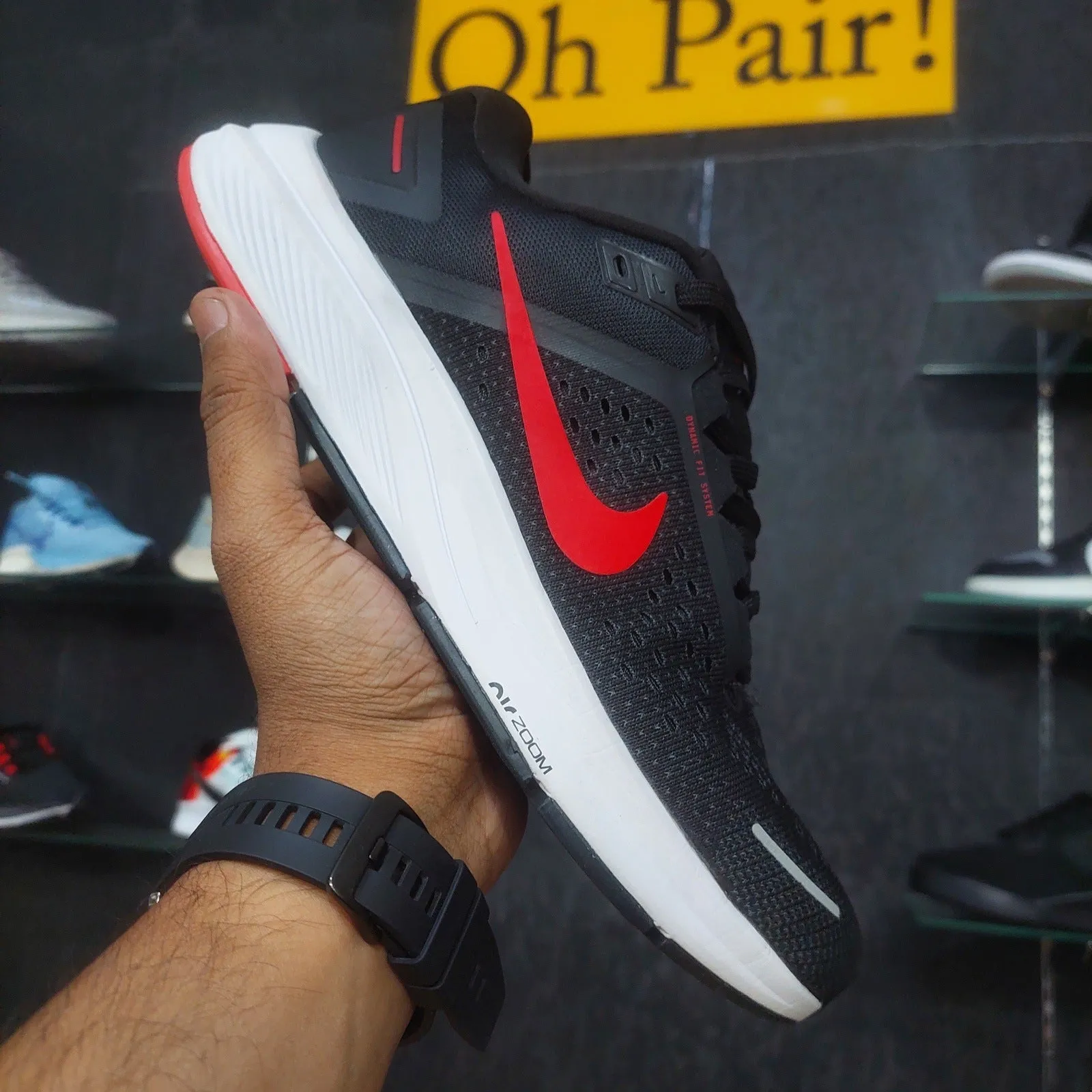 NK Zoom Structure 23 Red Black