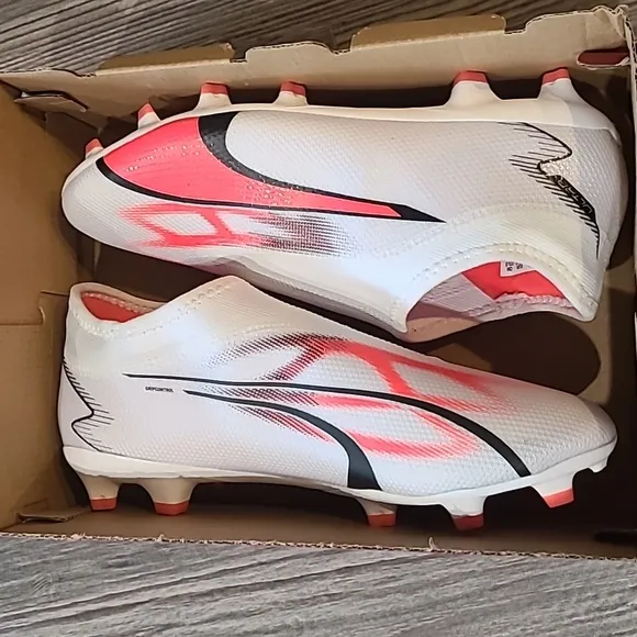 PUMA Ultra Match Jr Soccer Cleats