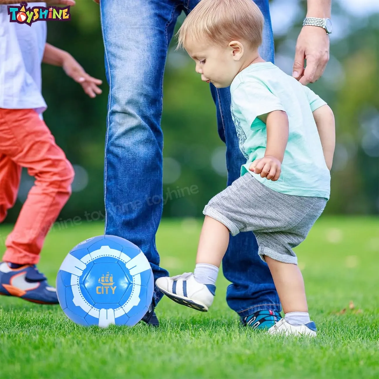Toyshine Speed-Up City Football Soccer with Bag and Pump,Size 5, 4-12 Year -Multicolor