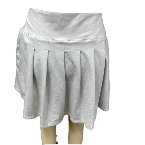 Vuori Halo Performance Skirt Dreamknit Salt Heather Size XL